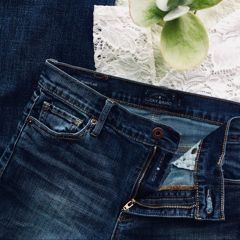 Lucky Brand | high-waisted flare jeans